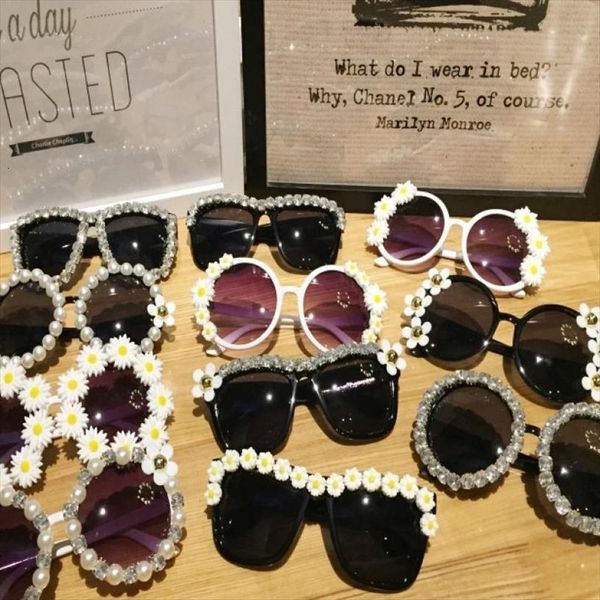 

gorgeous women round sunglasses crystal diamond pearl handmade eyewear uv400 mirror lens flower design summer sun glasses, White;black