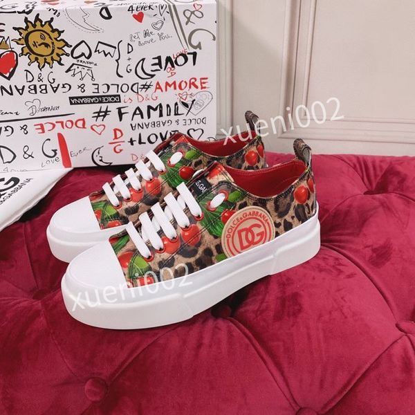 

dg boots mens womens casual shoes bee snake tiger leather embroidery classic trainers python embroidered lover sneakers 35-41, Black