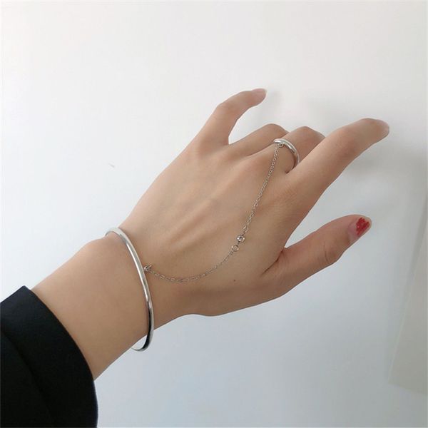 

female geometric bracelet one-piece back bracelet ring chain ring chain long metal bracelet party for men and women, Black