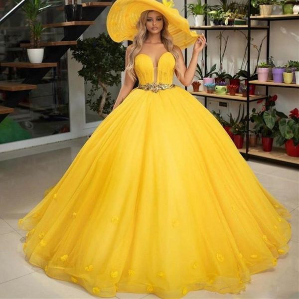 2021 elegante palla gialla abiti Quinceanera perline Sweetheart laurea Tulle Appliques abiti da ballo Sweet 16 Party Vestido