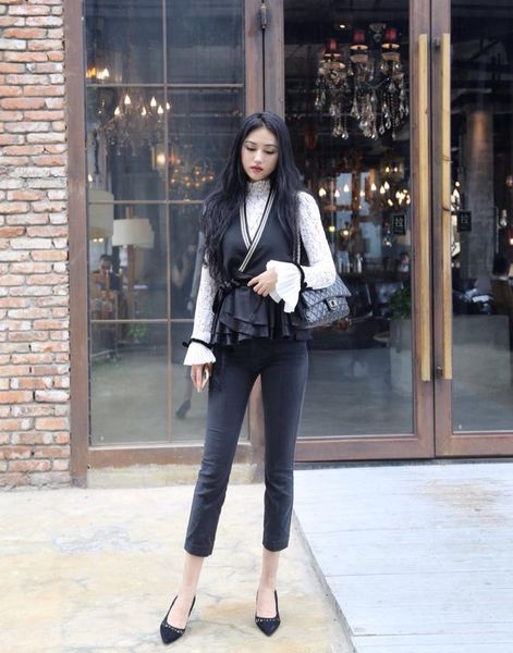 

women's vests winter heavy beaded long section of female models waist lotus leaf swing vest jacket, Black;white