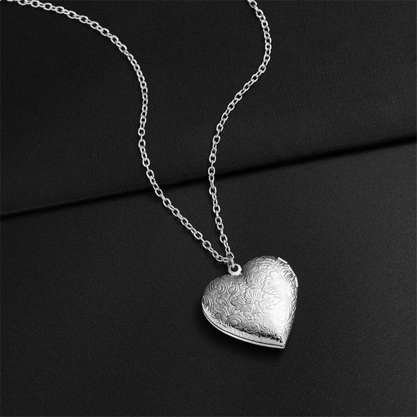 

pendant necklaces open po frame necklace hollow heart-shaped cute women jewelry accessories, Silver