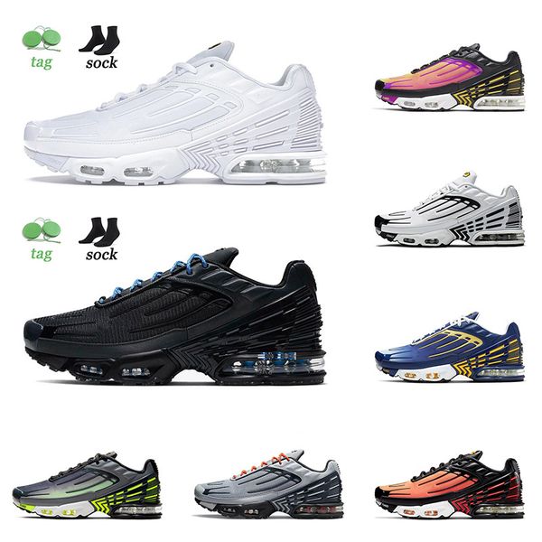 

2021 arrival tuned plus tn 3 running shoes triple white black blue tiger deep royal mens womens og aqua volt sneakers trainers eur 36-45, White;red
