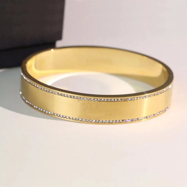2021 Он хотел бы любить первого браслета Мужские браслеты Bangle Charm Mange Gold Mens дизайнерские украшения Любители из нержавеющей стали мода простые алмазные браслеты женские браслеты