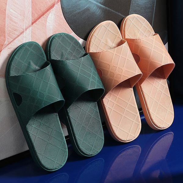 

couple slippers summer bathroom home indoor sandals non-slip lightweight beach slippers fashion flip-flop slippers men women, Black