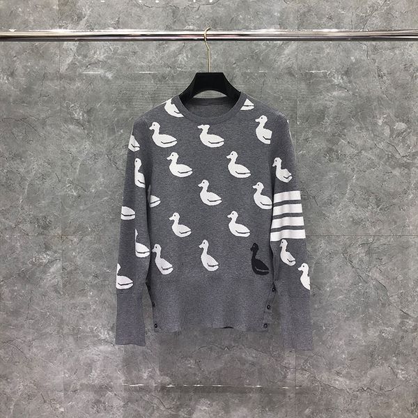 

sweater dongguan daizhiying tb duck round neck grey korean version male jacquard couple, White;black