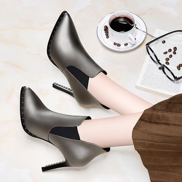 

boots 2021 europe and the united states autumn winter ladies temperament fashion wild explosion models high-heeled, Black