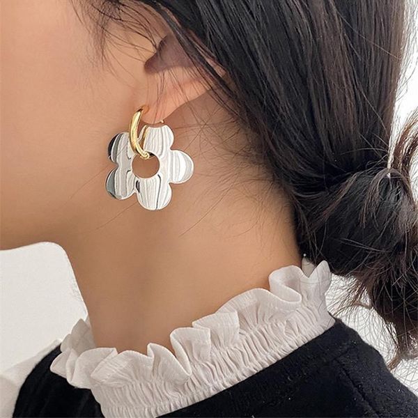 

stud fashion metal earrings titanium steel bearings temperament is contracted suitable for party jewelry pendant wholesale, Golden;silver