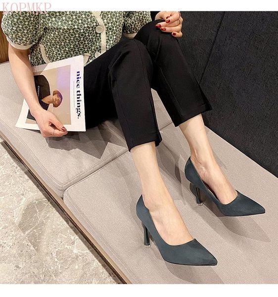 

dress shoes autumn simple elegant high heels stiletto womens pointed black etiquette professional single wedding
