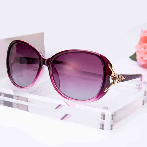 

glasses sunglasses polarized sunglasses anti ultraviolet driving glasses large frame temperament, White;black