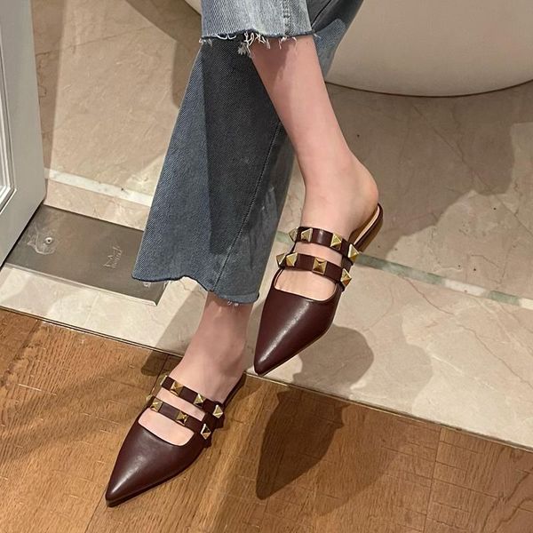 

2021 new brand women slippers pointed toe rivet flat heel slip on mules shoes casual outdoor ladies slides spring sandal size 40, Black