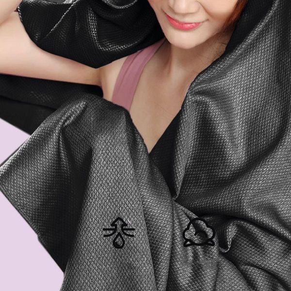 

collapsible double-sided yoga towel with non-slip beads sweat-absorbent mat overlay silicone particles microfiber blankets
