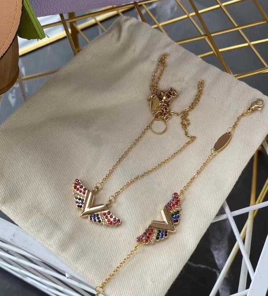 

europe america style necklace bracelet set lady women engraved v initials essential colorful diamond jewelry sets, Silver