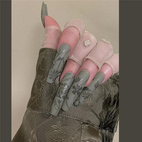

pear green petals fake nails wearing nail stickers finished 24 false, Red;gold