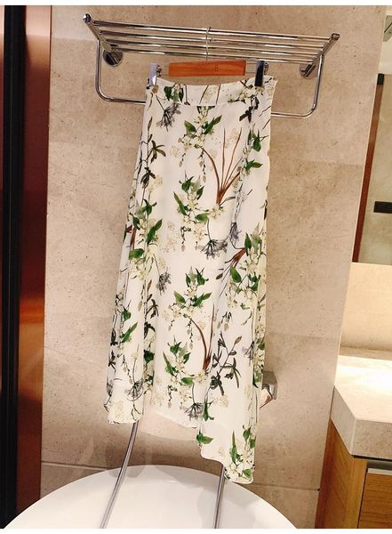 

skirts 2021 spring and summer silk green plant printing fashion white mulberry a-line skirt, Black