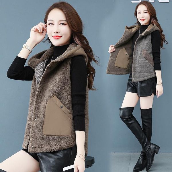 

lamb wool vest on both sides, women's autumn and winter short fur waistcoat jacket, sleeveless waistcoat, feminine clothing l36 vests, Black;white