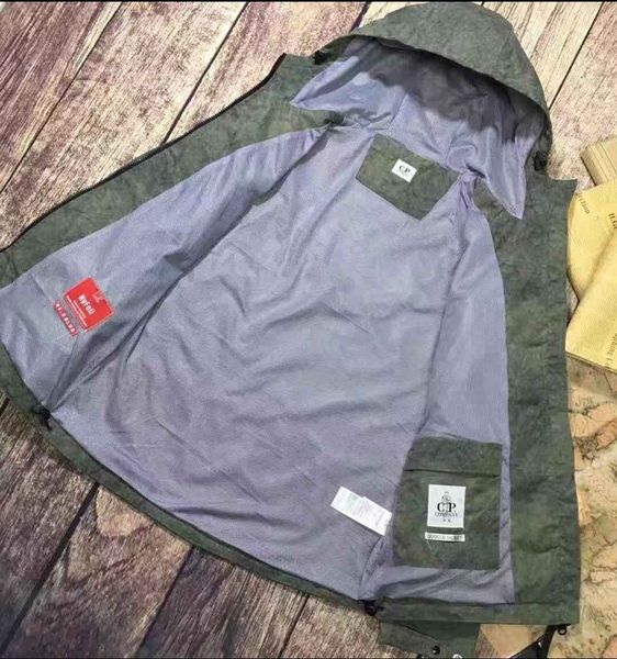 

2021 c.p criminal men's jackets hooded glasses jacket, Black;brown