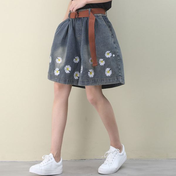 

johnature summer korean retro embroidery elastic waist wide leg shorts simple loose comfortable all-match women shorts 210521, Black;white