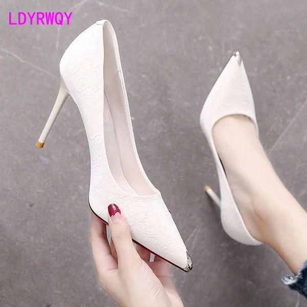 

dress shoes french celebrity high heels thin heel white 2021 spring and autumn black pointed artificial leather