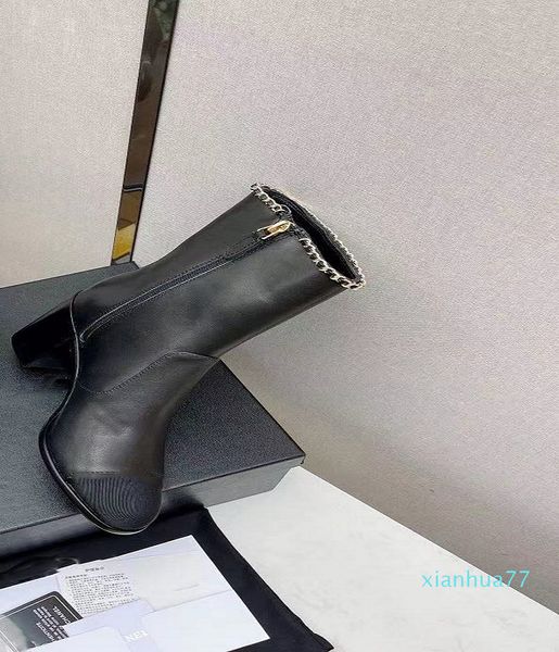 

2021 autumn and winter counter latest chain boots series temperament ankle boot size 35 to 41 the bootss is about 16cm 6652, Black