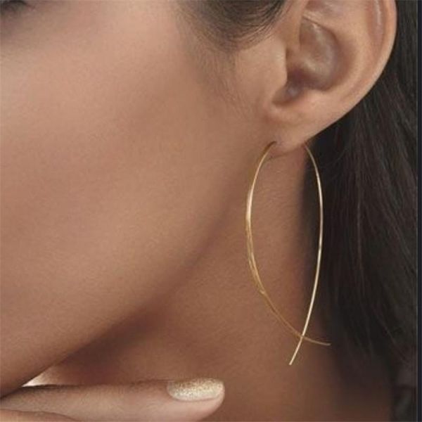 

stud 2021 geometric fish shaped earrings simplicity handmade copper wire earring for women party jewelry girlfriend gift, Golden;silver
