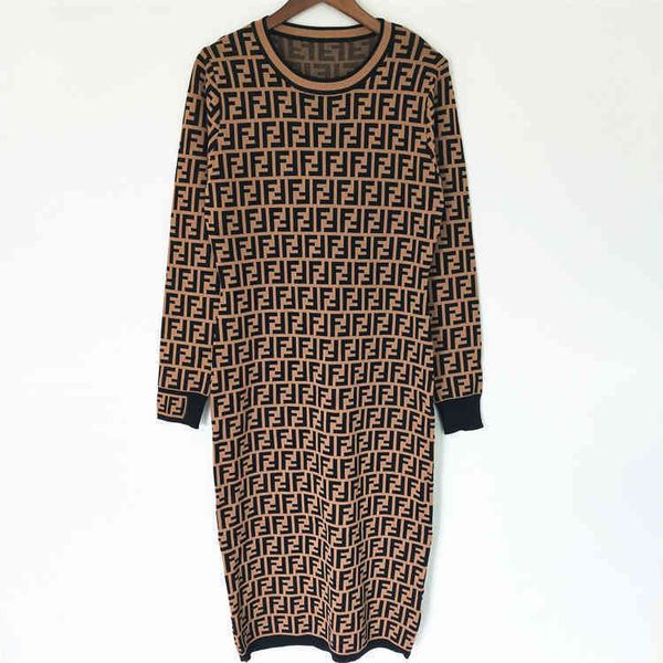 

jacquard letter round neck long sleeve over knee mid length slim knit dress, Black;white