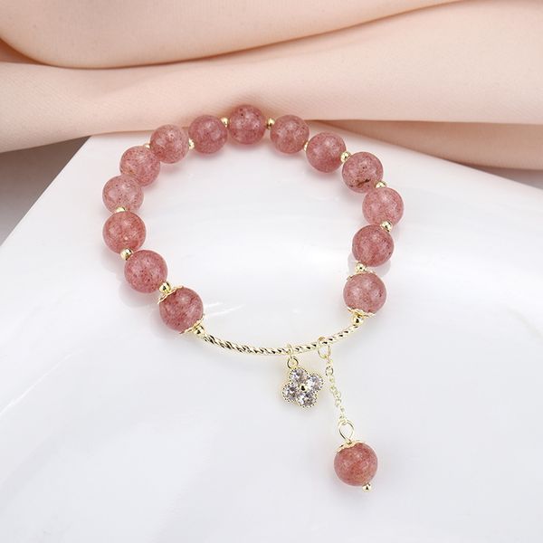 

strawberry female recruit peach blossom transfer clover bracelet net red ins bracelet, Black