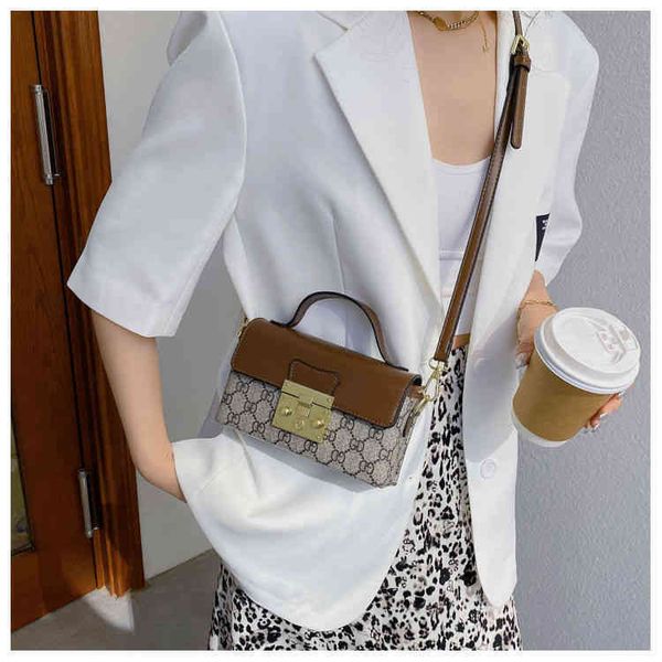 

2022 factory wholesale korean wallet long style simple and versatile atmosphere small hand large capacity women's bag single shoulder d