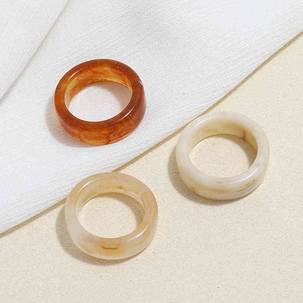 

rings japan and south korea minority ins cool wind acrylic resin halo dyed amber ring hawksbill pigment ring personality, Golden;silver