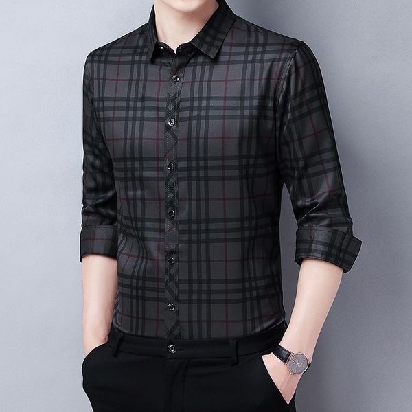 

2021 spring and autumn middle-aged fashion lapel plaid loose men's shirt, Black