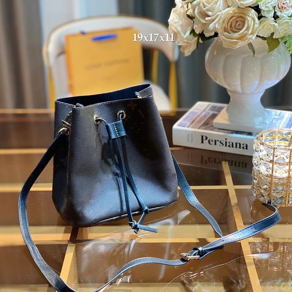 

2021 news fashion bags lou vdeng women's bag retro luxury designer original leather messenger double shoulder zipper portable and small