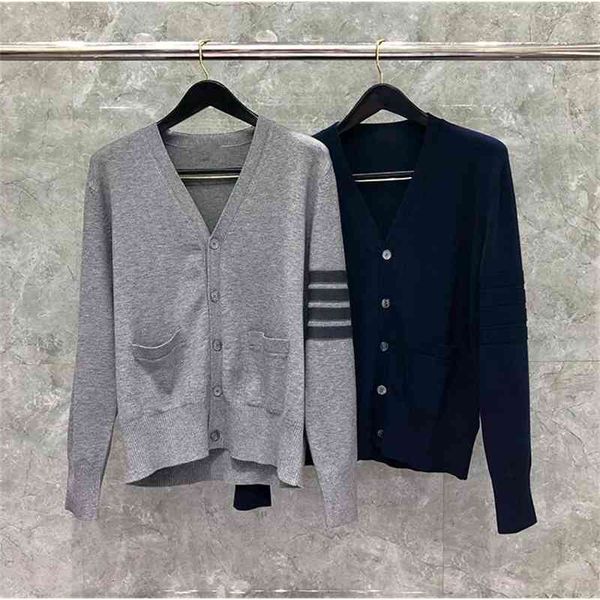 

hoodies Fashion TB THOM Brand Sweaters Men Women Slim Fit O-Neck Cardigan Clothing Solid Striped Wool Winter Casual Coat ins, Black