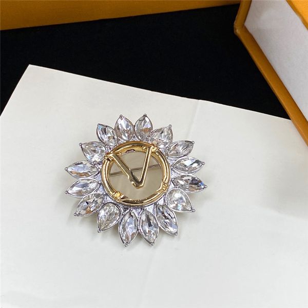 

classic letter sun diamond brooches designer metal crystal brooch women elegant shiny rhinestone pin with gift box, Gray