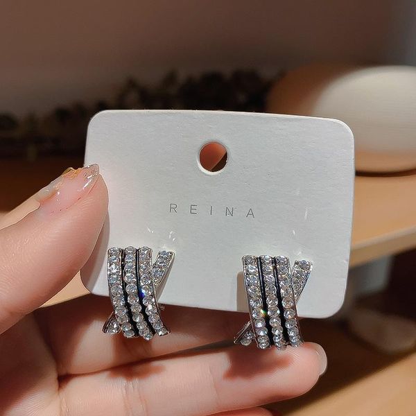 

stud korean fashion jewelry simple crystal cross earrings female shiny trendy short french high-quality earring for woman, Golden;silver