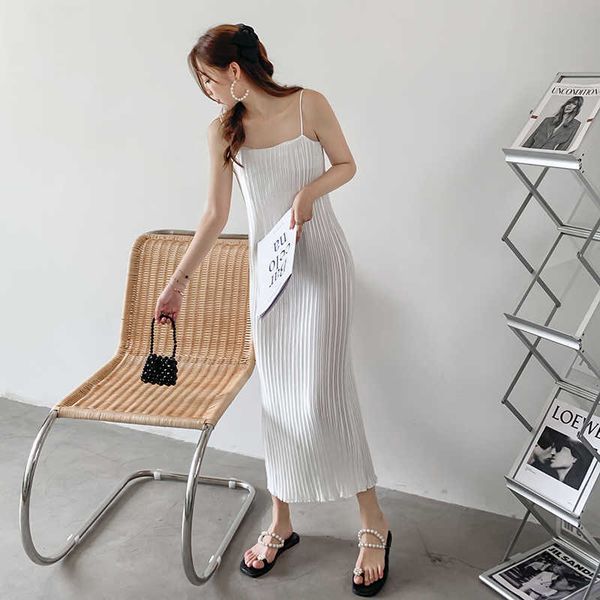 

two piece dress spaghetti strap pleated satin loose casual korean party long midi plus size slash neck summer z159 03k8, White