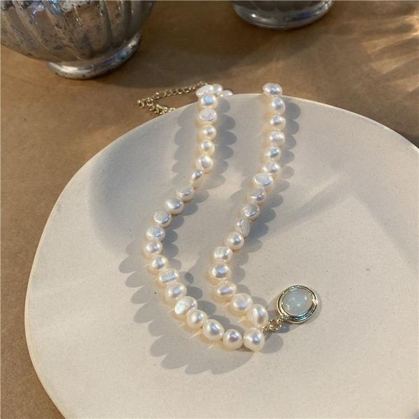 

chains 2021 vintage korean temperament baroque freshwater pearl necklace moonstone pendant clavicle chain for woman jewlery, Silver