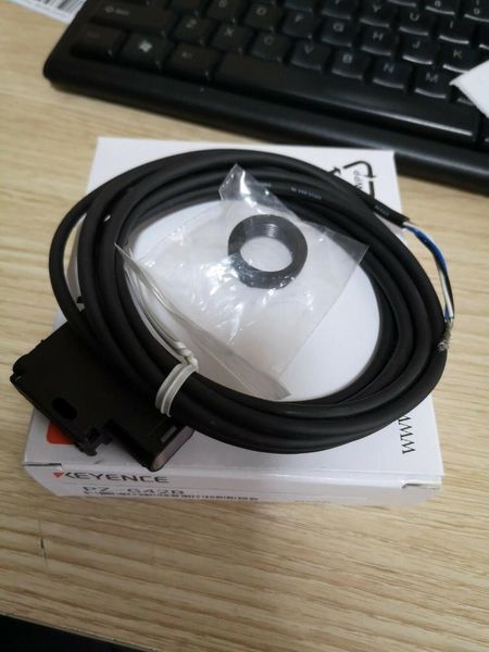 

smart home control 1pcs keyence pz-g42b pzg42b sensor in box -