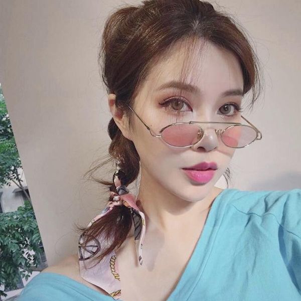 

fashion oval small frame sunglasses women vintage brand design sun glasses lady personalized metal eyeglasses female driving, White;black