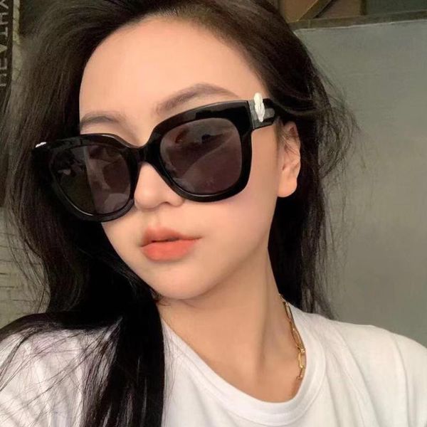 

sunglasses acetate cat eye women with fibre flower on temples, White;black
