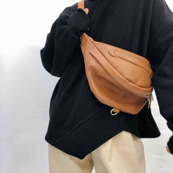 

leather handmade leather chest bag saddle shoulder messenger bag men's and women's style large capacity