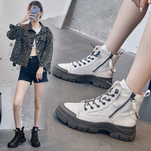 

martin boots women's new flat heel high shoes in autumn 2020, Black
