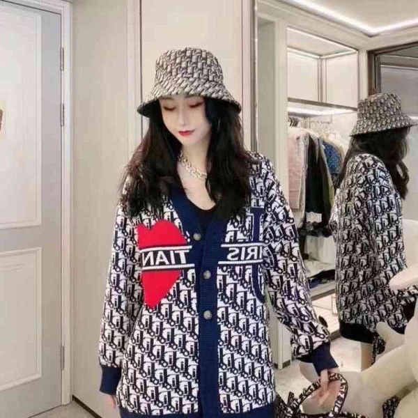 

design clothing sweater female autumn and winter new letter love full jacquard long sleeve loose knit cardigan coat, White;black
