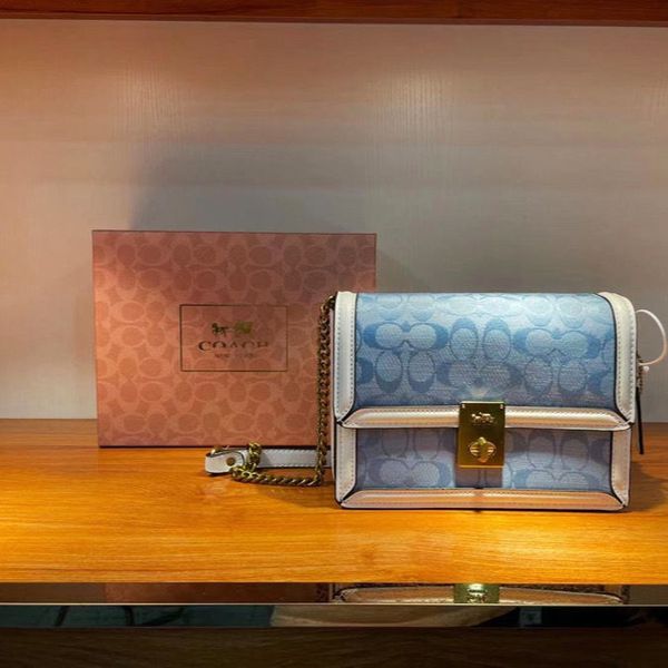 

outlet bag with a wide women's range of accessories luxuryss yw