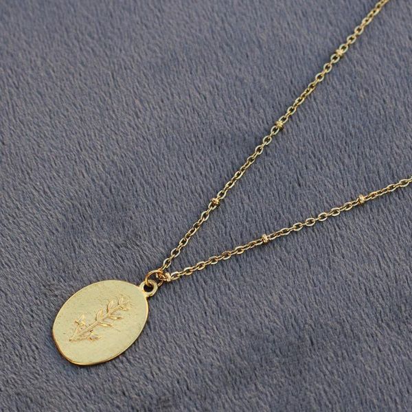 

pendant necklaces trendy oval shape carved flower for women creative gold-plated stainless steel necklace 42cm chain choker holiday gift, Silver