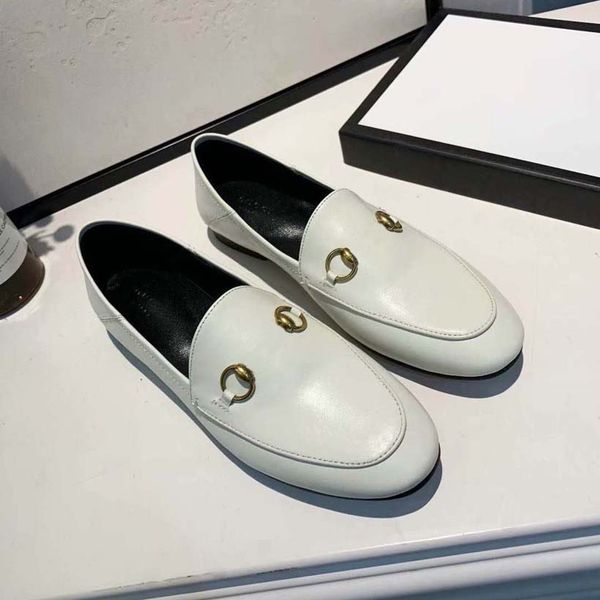 

luxury men shoes loafers women casual boat shoe grained calfskin hand sewing uppers rubber pad outsole letter decoration white with box, Black