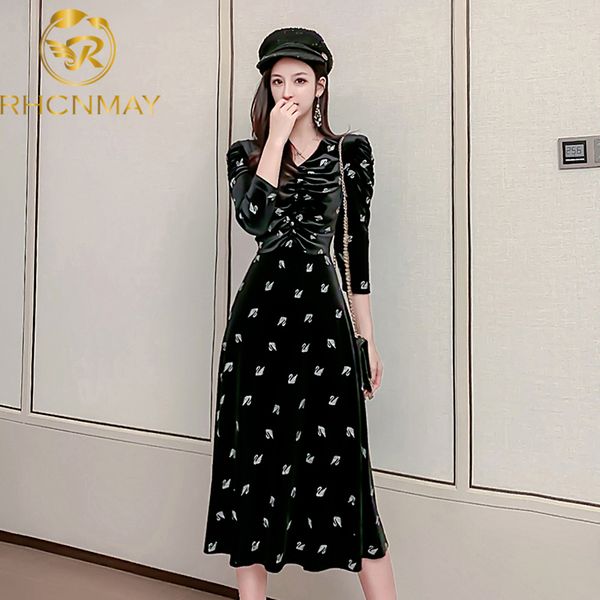 

2021 new autumn and winter womens european and american style printing long-sleeved temperament v-neck velvet dressswimwear bathing suits sw, Black;gray
