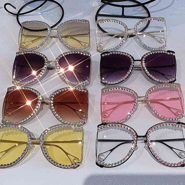 

sunglasses 2021 fashion oversize gradient for women vintage alloy diamond butterfly sun glasses female elegant shades uv400, White;black
