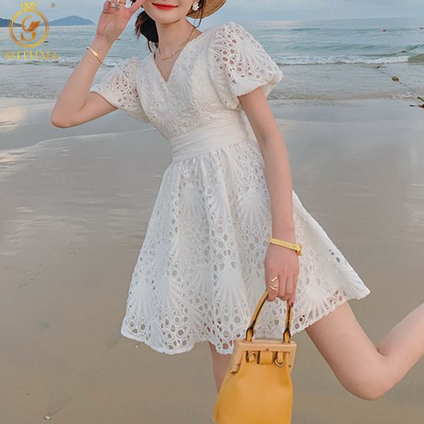 

elegant white lace hollow out summer dresses women's puff short sleeve v-neck beading mini dress vestidos 210520, Black;gray