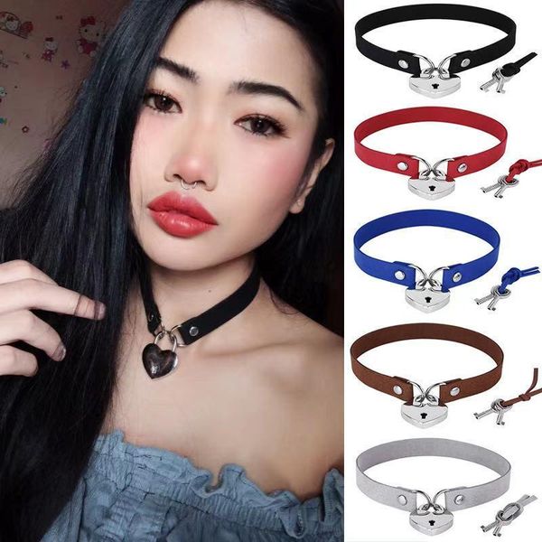 

belts simple punk style velvet appeal bondage peach heart love lock collar necklace neckband clavicle, Black;brown