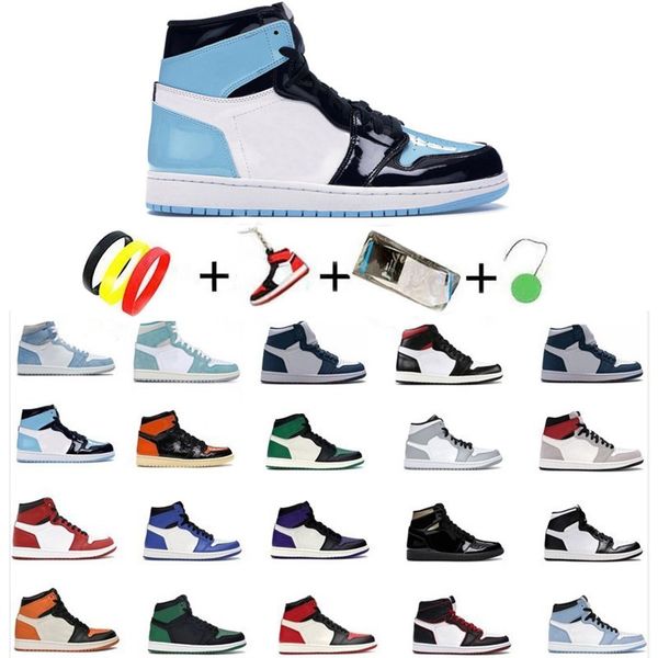 

dunks 2021 jumpman university blue 1 1s basketball shoes light smoke grey twist high dark mocha chicago obsidian unc shadow mid mens trainer